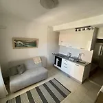 Bed & Breakfast Family Magazin Žuljana